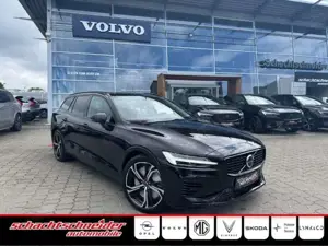 Volvo V60 T6 Plug-in Hybrid AWD Plus Dark+LagomPak+