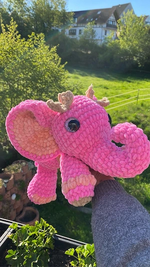 Gehäkelter Elefant  Bild 3