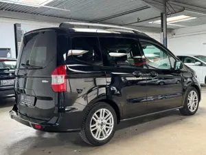Ford Tourneo Courier Bild 4
