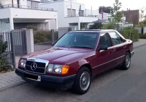 Mercedes-Benz E 230 Kat (W124) Oldtimer