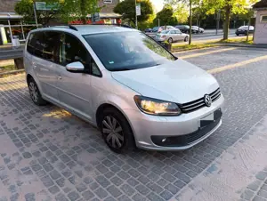 Volkswagen Touran Bild 2