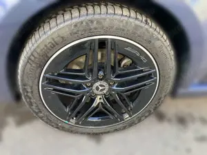 Mercedes-Benz V 220 d STYLE Kompakt AMG Night*AHK*LenkradH*KAM Bild 5