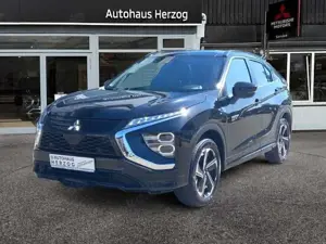 Mitsubishi Eclipse Cross PHEV TOP 2.4 4WD + Winterräder