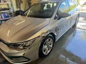 Volkswagen Golf Variant Life eTSI