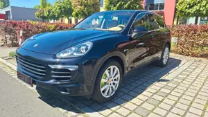 Porsche Cayenne S E-Hybrid