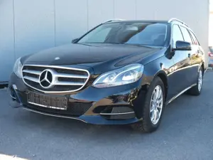Mercedes-Benz E 220 CDI T-Modell NAVI/LED/PDC/18-ZOLL