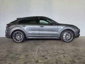 Porsche Cayenne 3,0i Plug in E-Hybrid, Matrix, HUD, Bose, 22" Alu