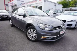Volkswagen Golf VII Lim. Sound*Automatik*Navi*PDC*ACC