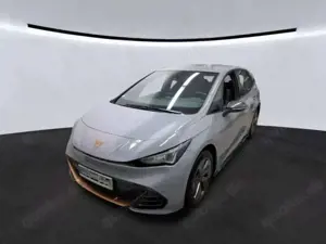 CUPRA Born NAVI KAMERA SITZHZG LED