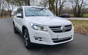 Volkswagen Tiguan 2.0 TDI BlueMotion Checkheftgeplegt Bixenon Kurven