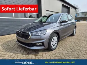 Skoda Fabia 1.0 TSI 95PS Selection 5-türig Rückf.Kamera Par...