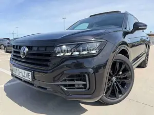 Volkswagen Touareg 3.0 TSI*R LINE*BlackS*PAN*MATRI*LUFT*VOL
