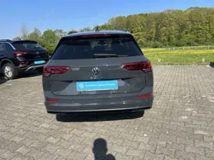 Volkswagen Golf Variant TDI Life TRAVEL ASSIST NAVI AHK RFK SHZ ACC LED PD Bild 5