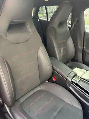 Mercedes-Benz CLA 200 CLA 200 Shooting Brake 7G-DCT Edition AMG Line Bild 4