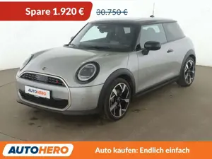 MINI Cooper S Cooper S Favoured Trim Aut.*NAV*HUD*TEMP*CAM*PDC*