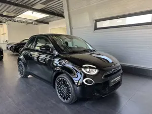 Fiat 500e La Prima by Bocelli|Pano|ACC|APP|Leder|LM17