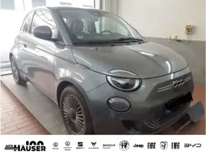 Fiat 500e ICON 42 kWh KOMFORT WINTER KEYLESS SITZHZG Bild 4