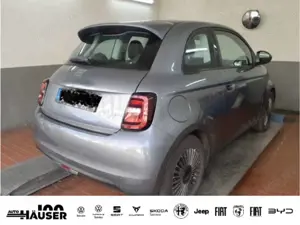 Fiat 500e ICON 42 kWh KOMFORT WINTER KEYLESS SITZHZG Bild 5