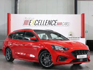 Ford Focus Tunier 1.5 EB ST-LINE / 1.HAND / PANORAMA