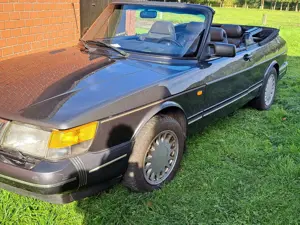 Saab 900
