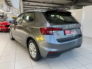 Skoda Fabia 1.0 TSI Selection+DSG+Touch+Kamera+Klimaa+ Bild 4
