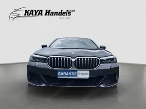 BMW 530 d HeadUp/Kamera/Leder/M Sportpaket Bild 2
