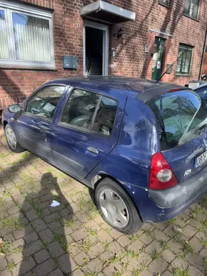 Renault Clio 1.4 16V Initiale Limited Bild 2
