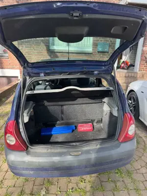Renault Clio 1.4 16V Initiale Limited Bild 3