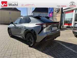 Toyota bZ4X AWD Lounge Bild 2