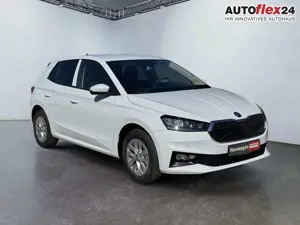 Skoda Fabia Drive Plus 1.0 TSI DSG 2ZKlima AHK Apple 2 x PD...