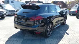 Porsche Cayenne GTS Pano BOSE 21Zoll Standhzg Bild 5
