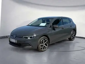 Volkswagen Golf 2,0 TSI Style DSG PDC ACC CARPLAY DAB LED Bild 2