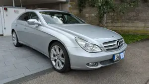 Mercedes-Benz CLS 350 CGI NAVI PDC SHD XENON LEDER SHZ Memory