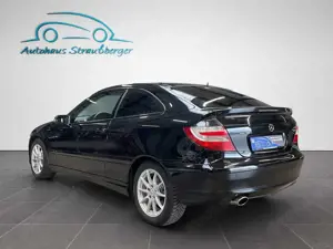 Mercedes-Benz C 230 Sportcoupe SHZ KLIMA PANO LEDER Bi-Xenon Bild 5