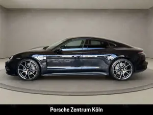 Porsche Taycan Black Edition HA-Lenkung InnoDrive BOSE Bild 2