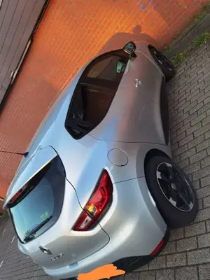 Renault Clio Bild 2