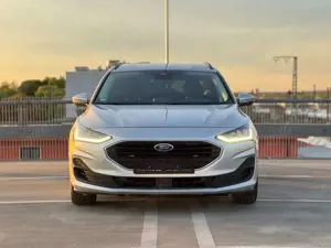 Ford Focus Turnier 1.5d Automatik Keyless Kam 8-fach SHZ Winterpak