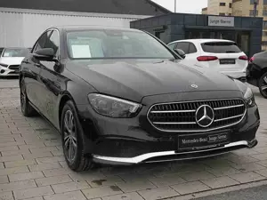 Mercedes-Benz E 300 Limousine Avantgarde+MultiBeam+Ambiente+DAB Bild 2