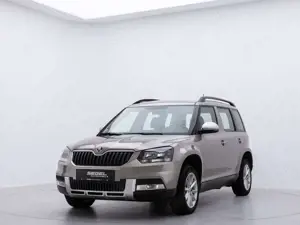 Skoda Yeti 1.6 TDI DSG Ambition Outdoor *SHZ*TEMP*PDC*