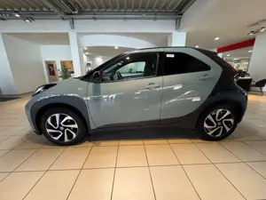 Toyota Aygo X Teamplayer / CarPlay  Android Auto / Sitzheizung Bild 2