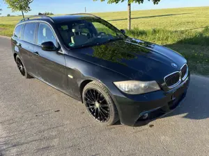 BMW 330 330d xDrive DPF Touring Aut.
