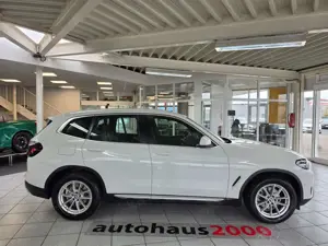BMW X3 xDrive 20d AUT./LED/CAM/DAB/LIVE COCKPIT Bild 2