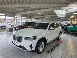 BMW X3 xDrive 20d AUT./LED/CAM/DAB/LIVE COCKPIT Bild 4