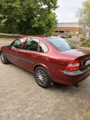Opel Vectra Bild 3