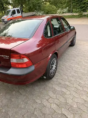 Opel Vectra Bild 4