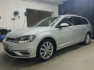 Volkswagen Golf VII FL 2.0 TDI|XL-Navi|PDC|Sitzheiz|AHK|MFL