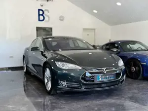 Tesla Model S Bild 4
