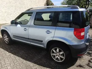 Skoda Yeti Ambition Greenline 1.6 TDI 8-fach Navi Sitzh. Bild 2