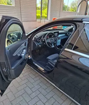 Mercedes-Benz C 200 d T 9G-TRONIC Avantgarde Bild 4