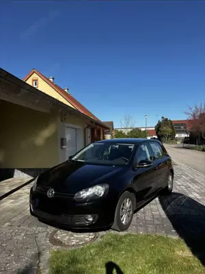 Volkswagen Golf move